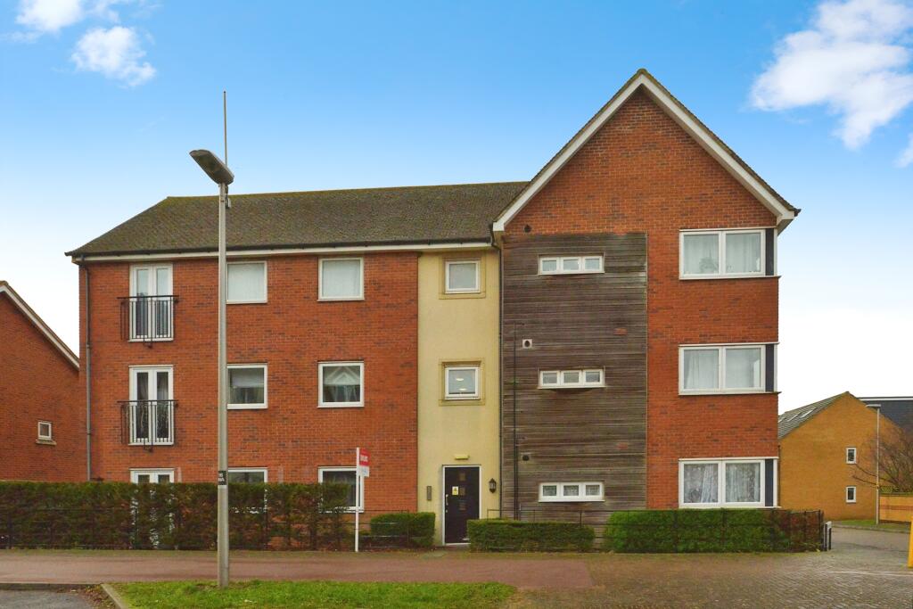 2 bedroom flat for rent in Broughton, MK10 7BY, MK10