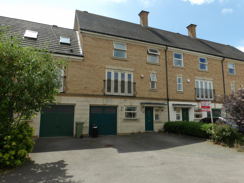 Main image of property: Clegg Square, MK5