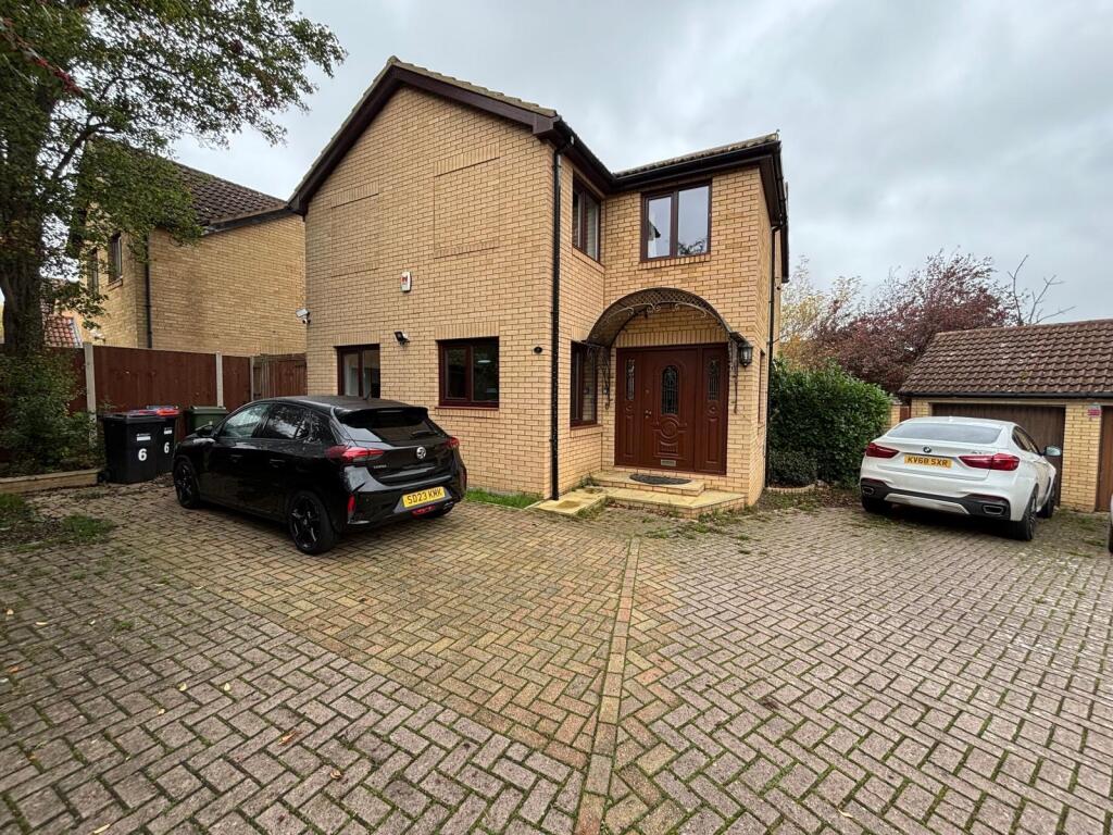 Main image of property: Gardiner Court, MK13