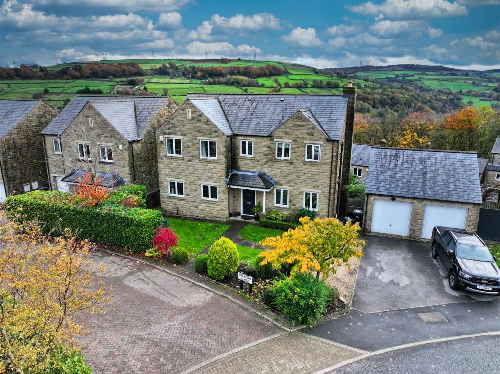 5 bedroom detached house for sale in 2, Halstead Close, Ripponden, HX6