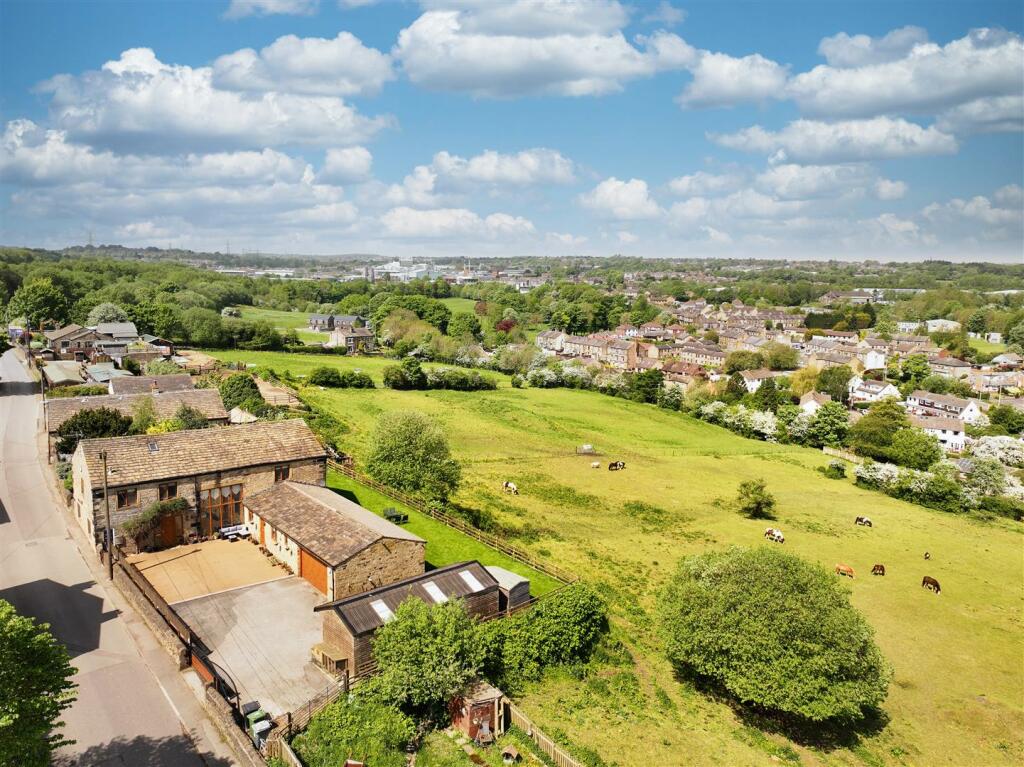 Main image of property: The Old Barn, Wyke Lane, Oakenshaw, BD12 7ED