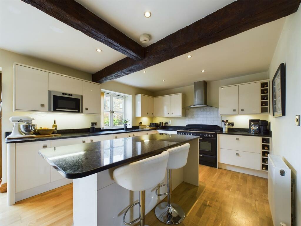 Additional property image - 7, Denholme House Farm Drive, Denholme, Bradford, BD13 4AB