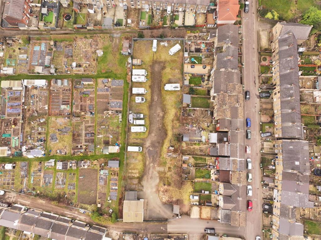 Main image of property: Land Off Ravensknowle Road, Moldgreen, Huddersfield