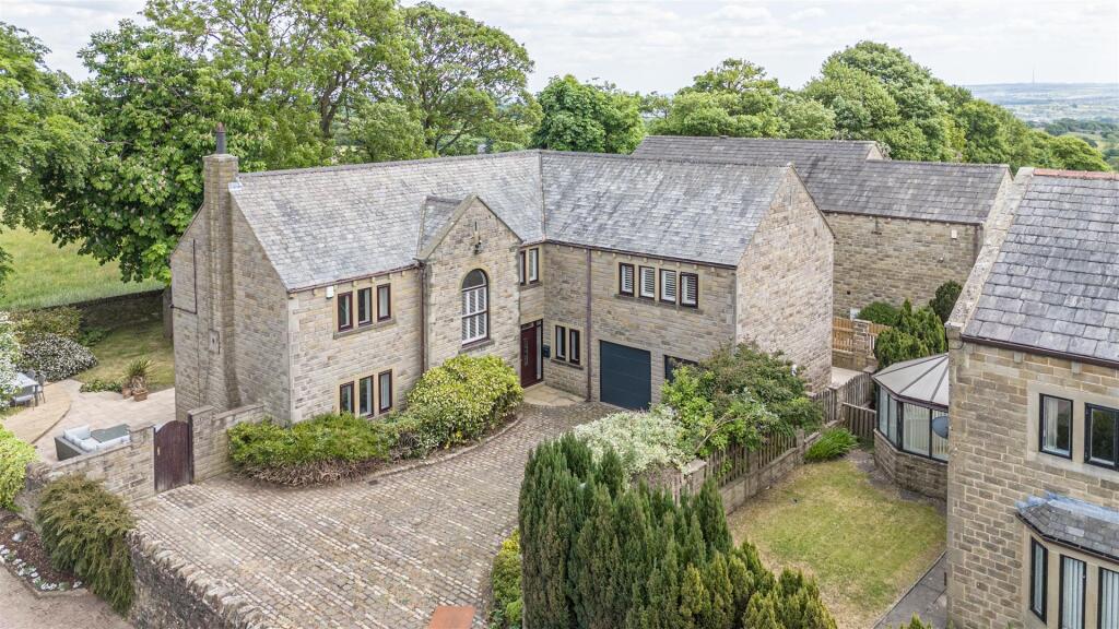 Main image of property: 7, Green Hall Park, Shelf, Halifax, HX3 7PZ