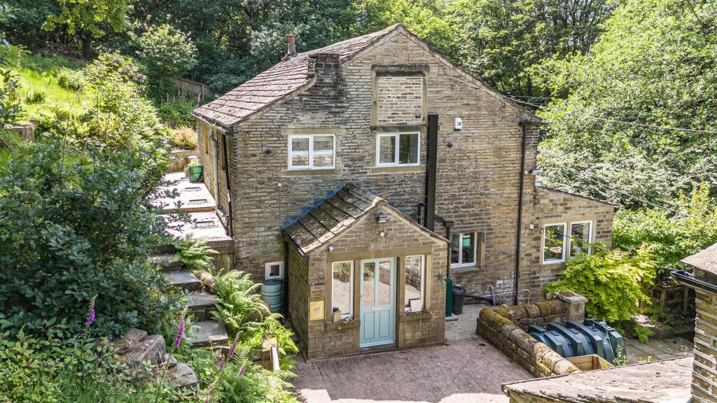 Main image of property: Ellis Bottom Farm, Mill Fold Way Ripponden, Sowerby Bridge, HX6 4HS