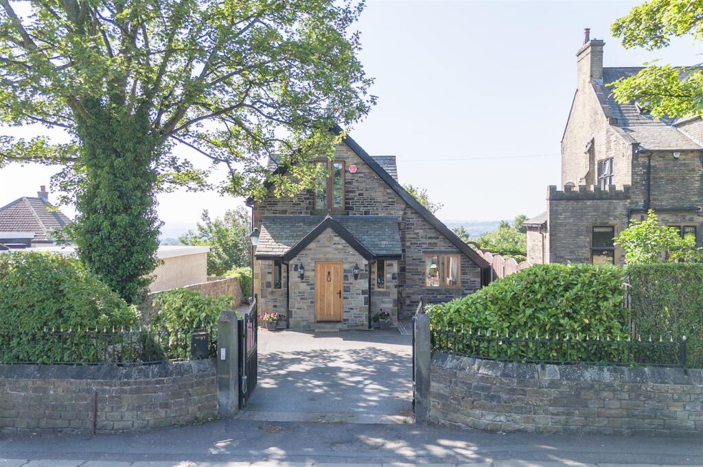Main image of property: The Coach House, 97 Bramley Lane, Hipperholme