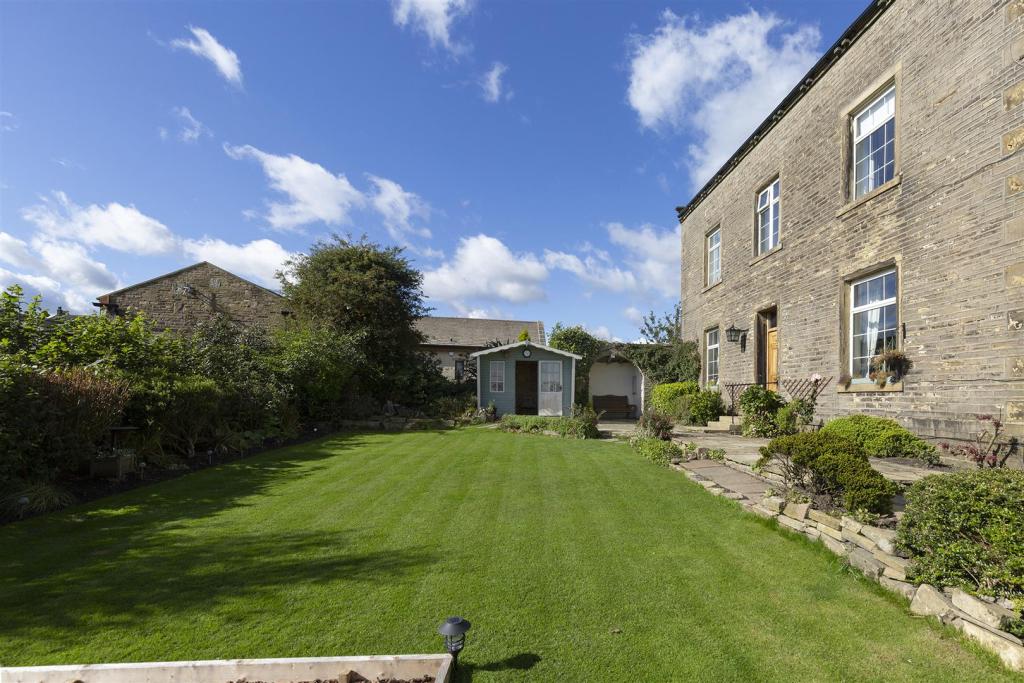 4 bedroom semidetached house for sale in New Grange House, Ingham Lane