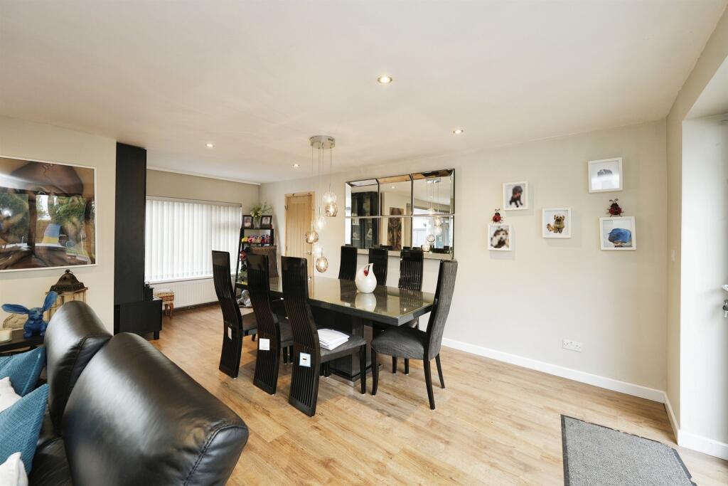 Additional property image - Cotswold Road, Chipping Sodbury, Bristol