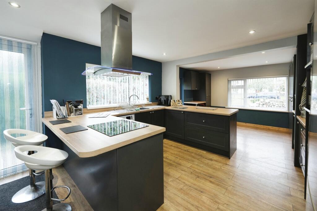 Additional property image - Cotswold Road, Chipping Sodbury, Bristol