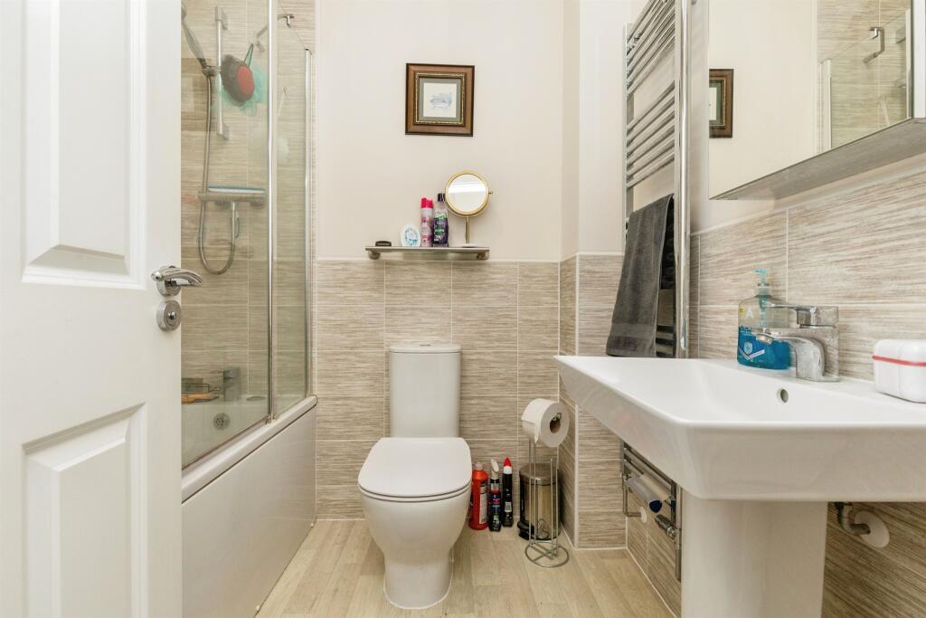 Additional property image - Derham Crescent, Yate, Bristol
