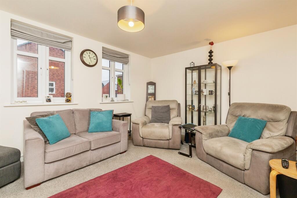 Additional property image - Derham Crescent, Yate, Bristol
