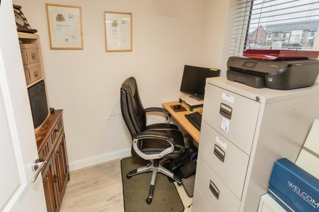 Additional property image - Derham Crescent, Yate, Bristol