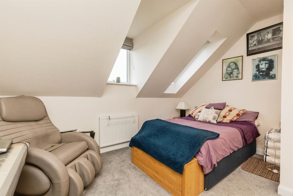 Additional property image - Derham Crescent, Yate, Bristol