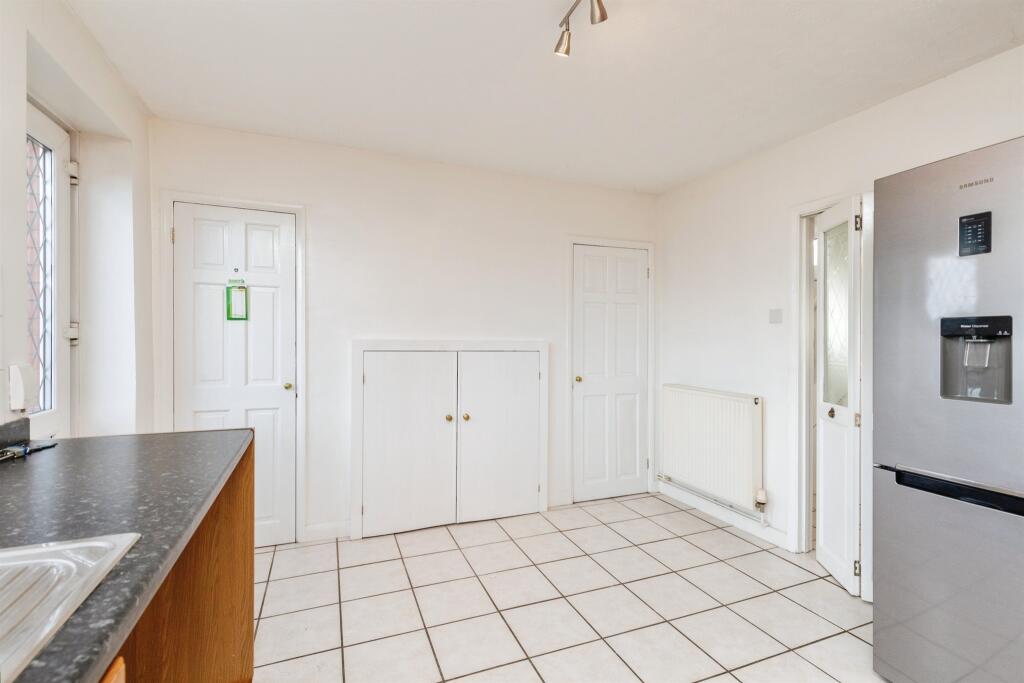 Additional property image - Blanchards, Chipping Sodbury, Bristol