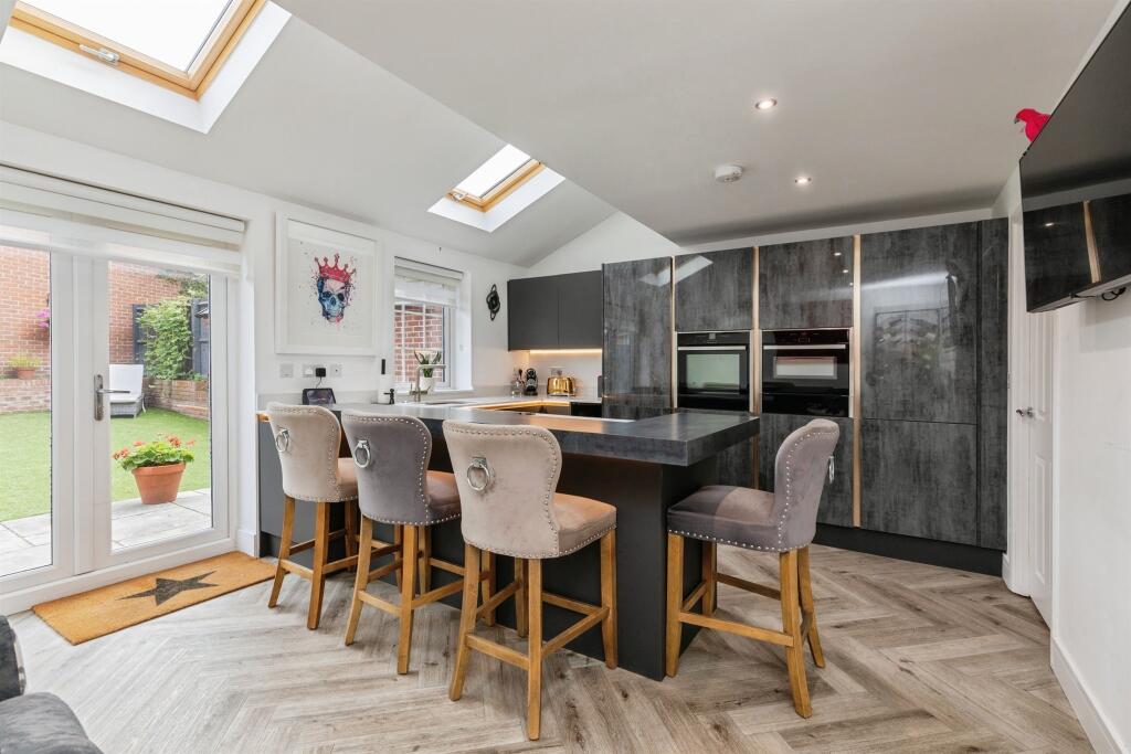Main image of property: Clayhill Drive, Yate, Bristol
