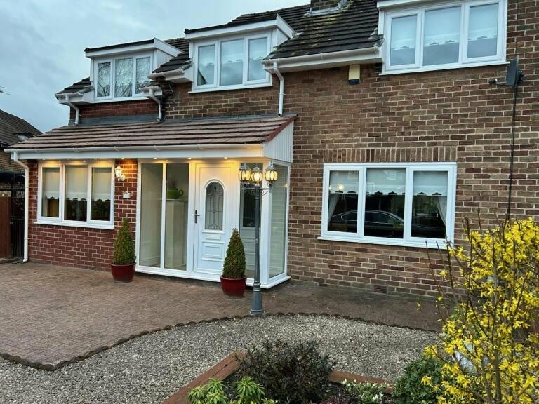 4 bedroom semidetached house for sale in Fawcett Road, Lydiate, L31 0DD, L31