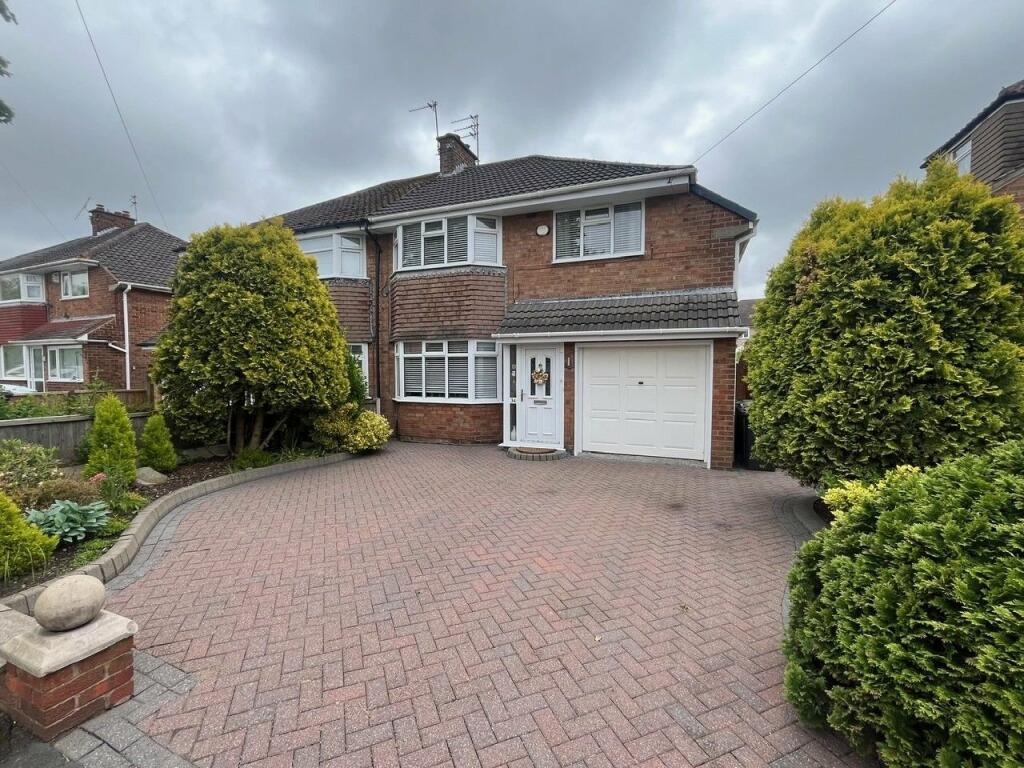 3 bedroom semidetached house for sale in Buckingham Road, Maghull L31