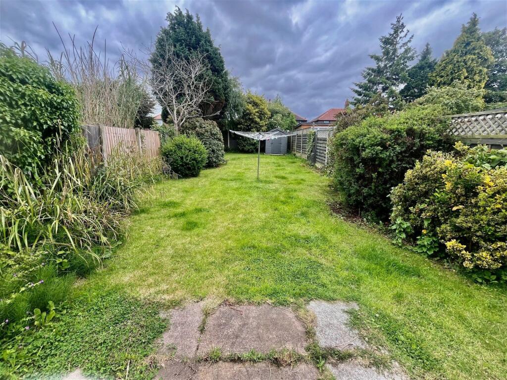 3 bedroom semidetached house for sale in Jubilee Drive, Netherton, L30