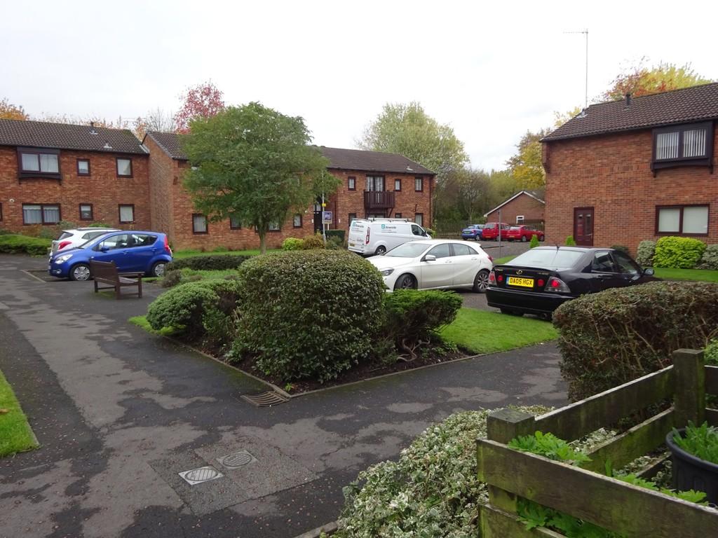 2 bedroom ground floor flat for sale in Swan Hey, Maghull, L31