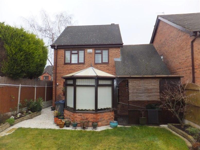 3 bedroom detached house for sale in Shrubbery Close, Wylde Green