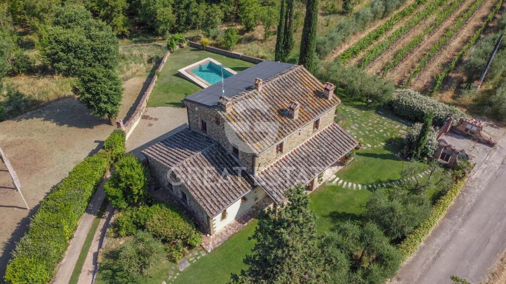 Main image of property: Tuscany, Arezzo, Foiano della Chiana