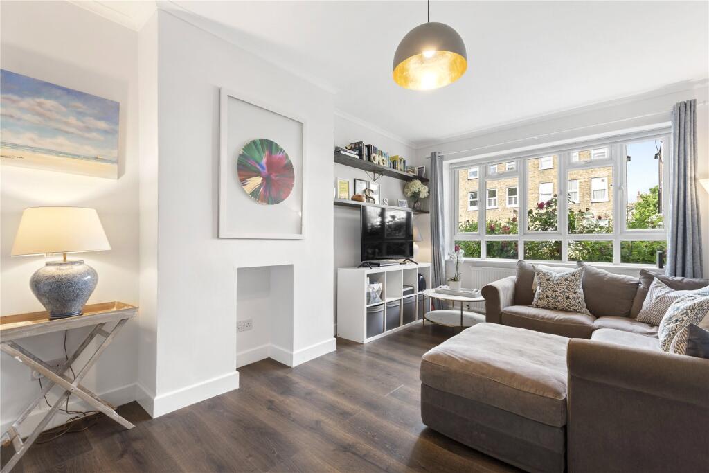 Main image of property: Barmouth Court, Barmouth Road, London, SW18