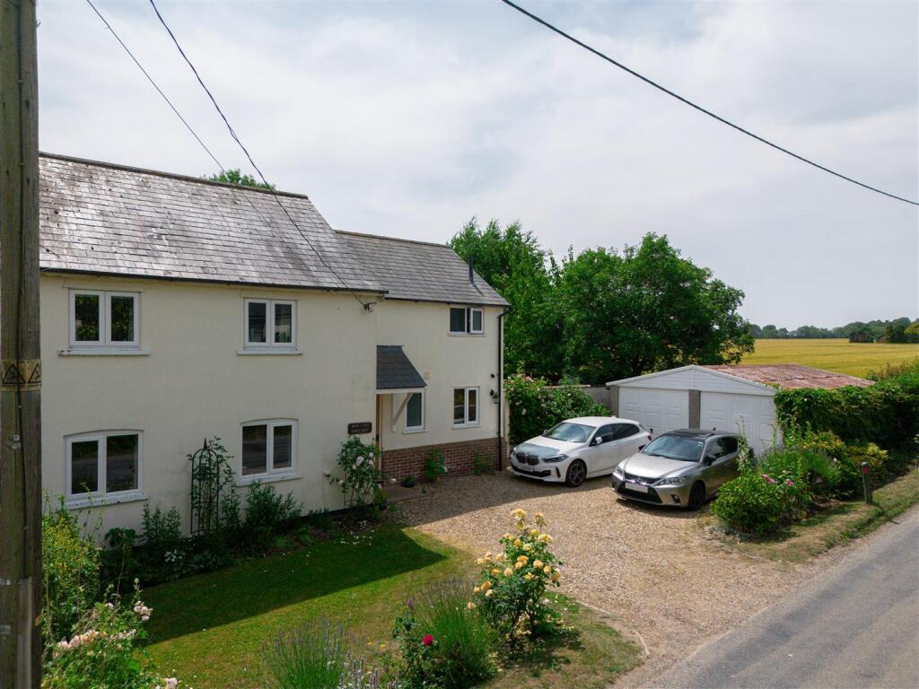 Main image of property: Brettenham Road, Buxhall, Stowmarket