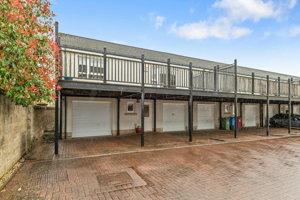 2 bedroom apartment for sale in 18 Stance Place, Larbert, FK5 4FA, FK5