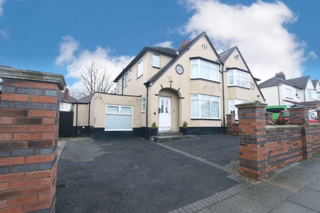 4 bedroom semi-detached house for rent in Childwall Priory Road, Childwall, Liverpool, Merseyside, L16 7PA, L16