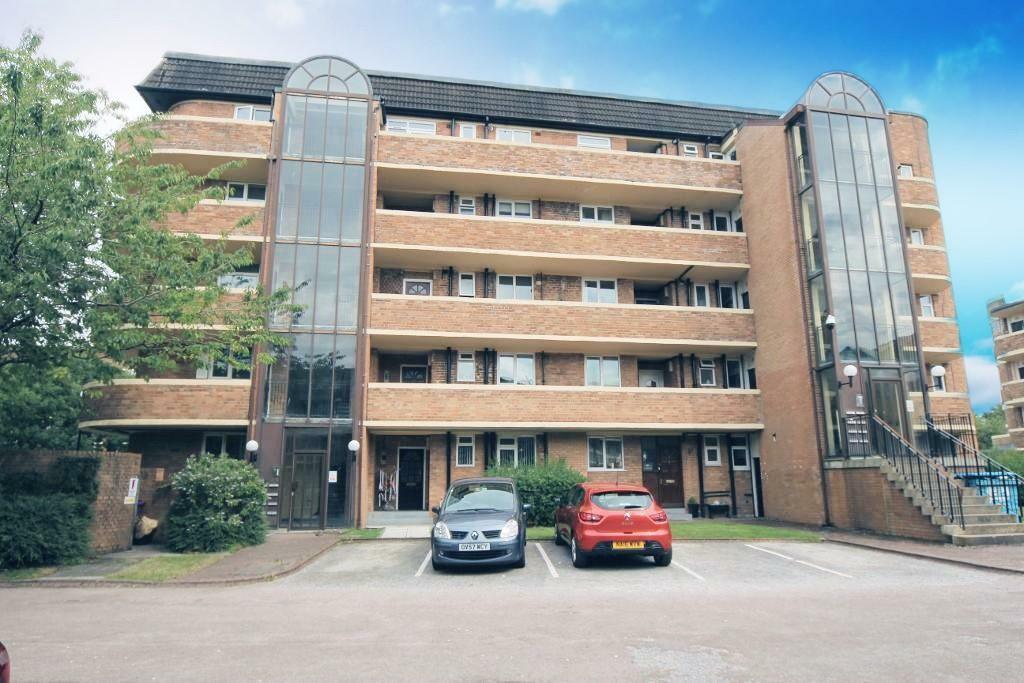 1 bedroom flat for rent in Minster Court, Orphan Street, Liverpool