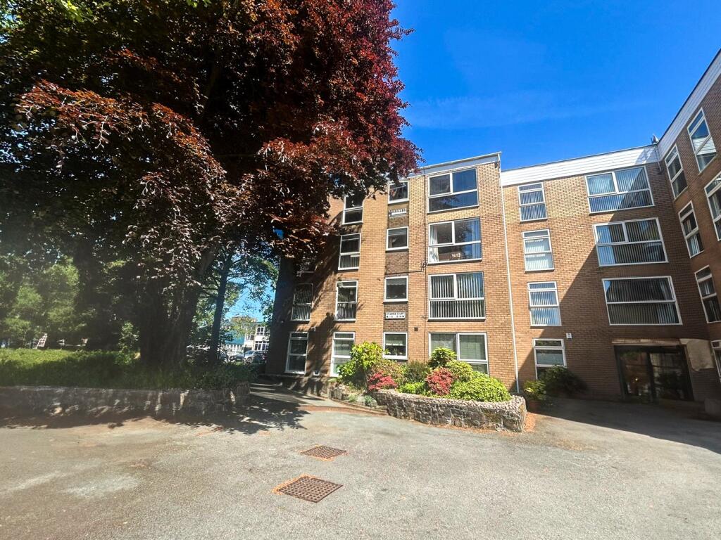 Main image of property: Aigburth Road, Aigburth, Liverpool, Merseyside, L17