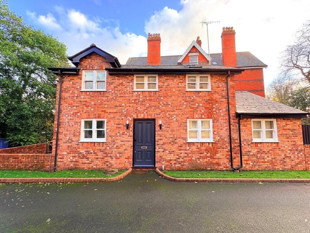 Main image of property: Aigburth Drive, Aigburth, Liverpool, Merseyside, L17