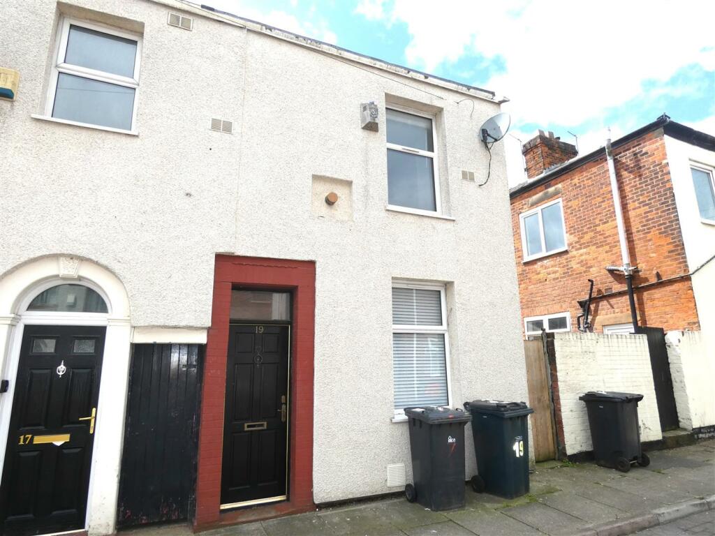 Main image of property: Caroline Street, Preston