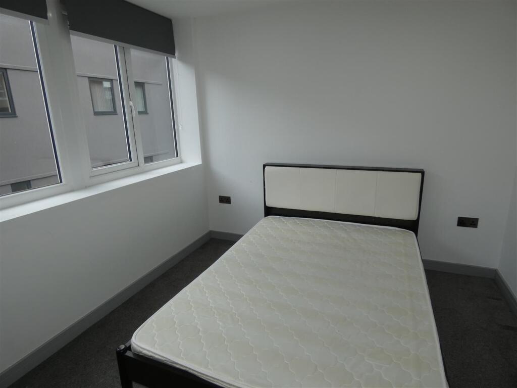 Main image of property: Winckley Square, PreSTON