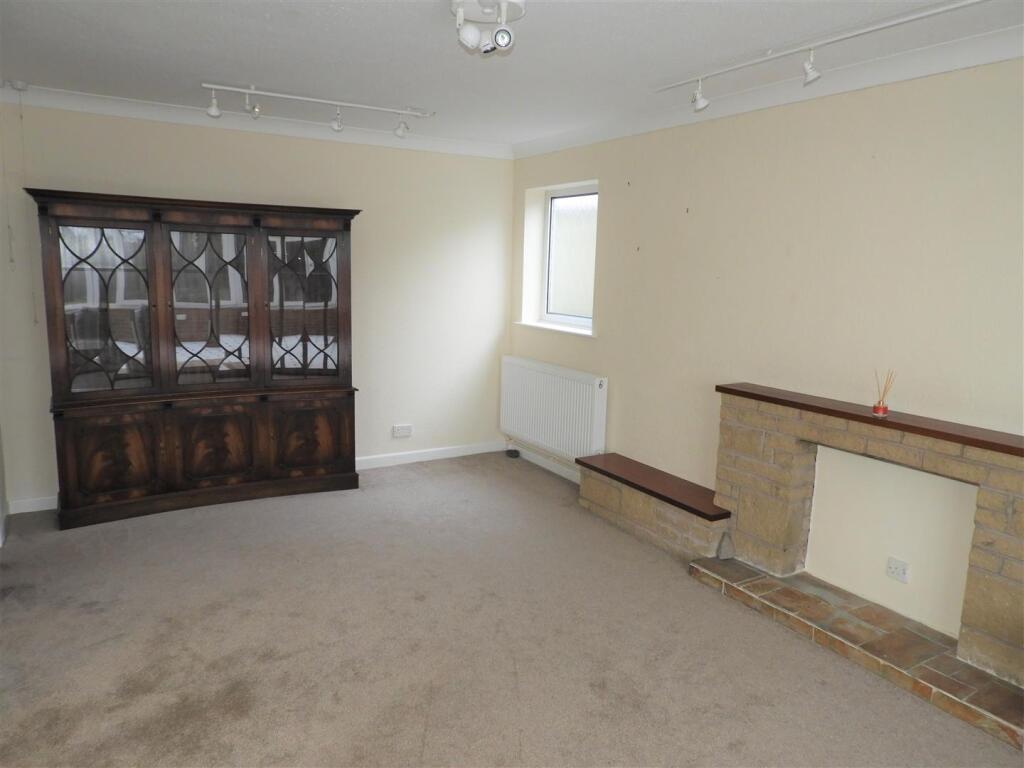 Main image of property: Hoyles lane, Cottam