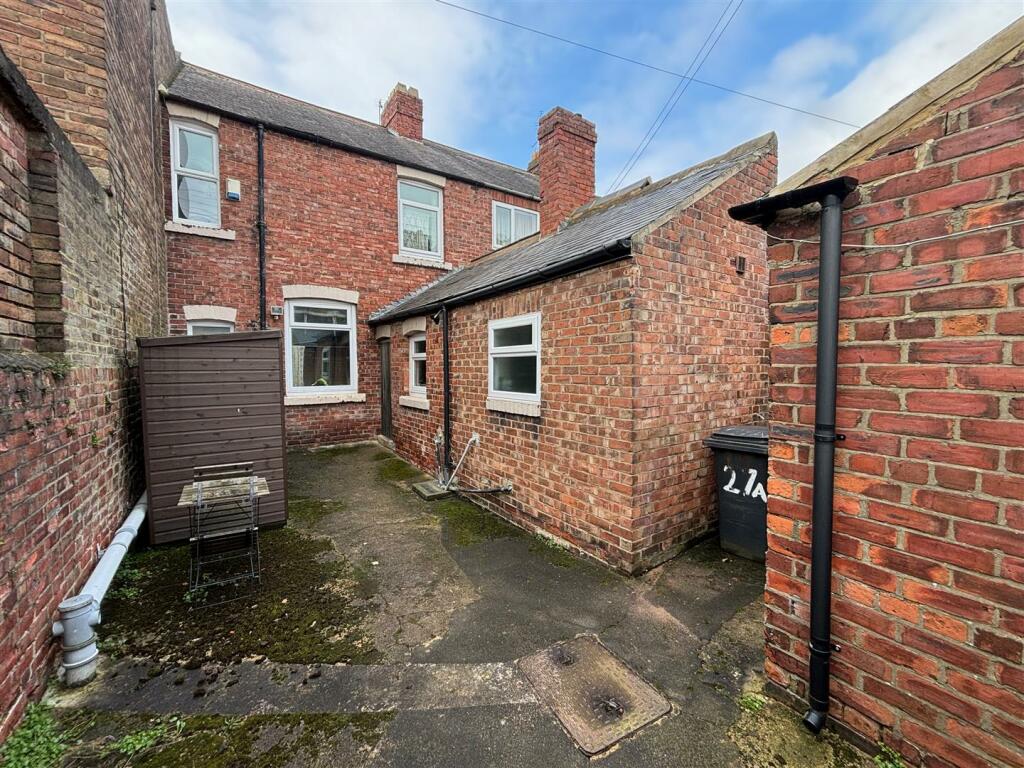 2 bedroom terraced house for sale in High Street South, Langley Moor