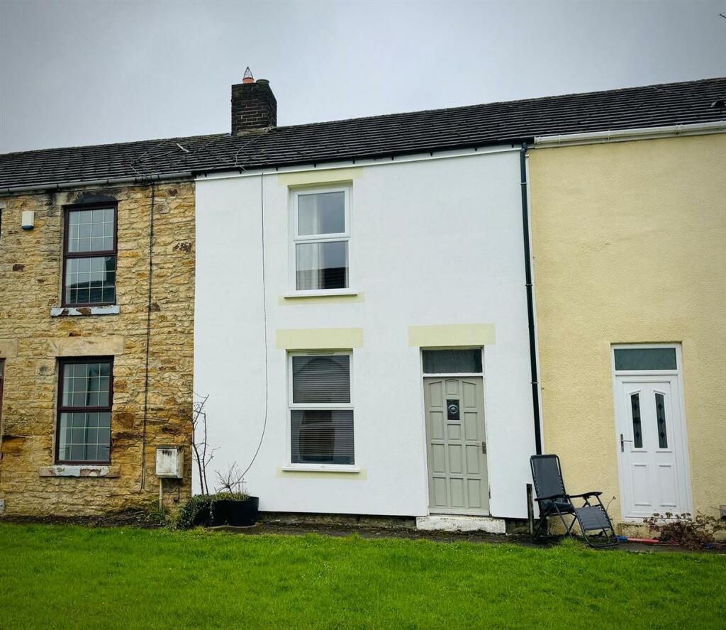 2 bedroom terraced house for sale in Salvin Street, Croxdale, DH6