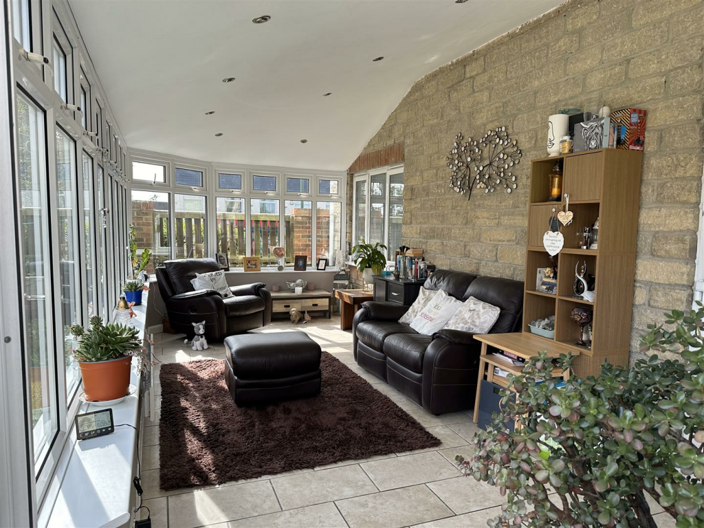 Additional property image - Ivyway, Pelton