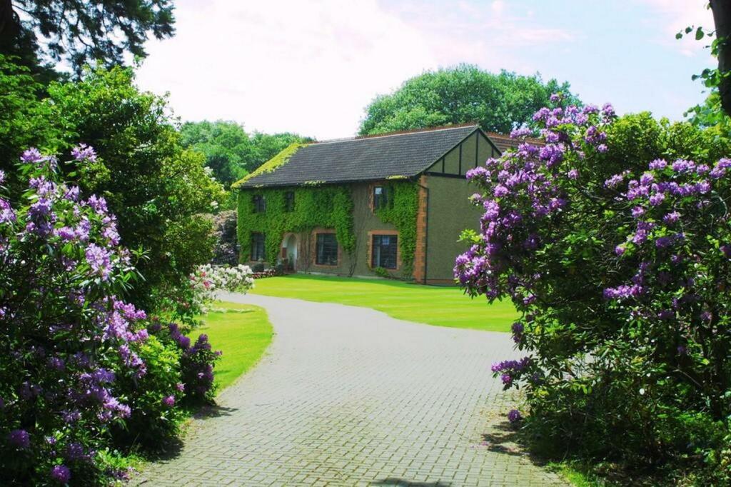 Additional property image - Eshwood Hall, Durham