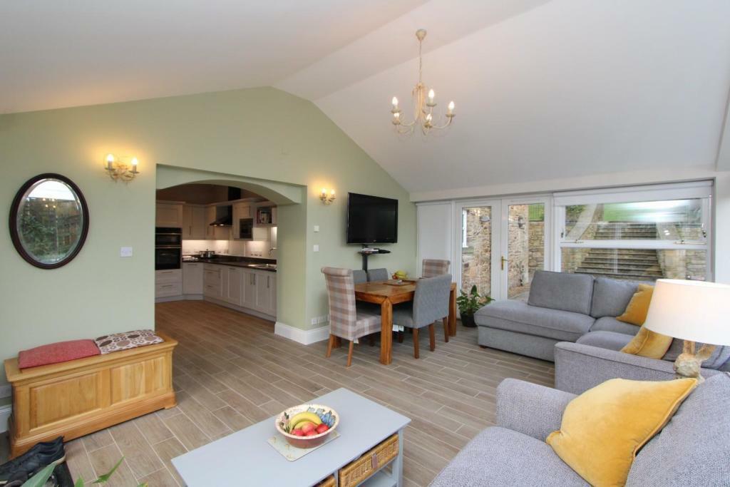 Additional property image - Rohan Cottage, Low Hedley Hope