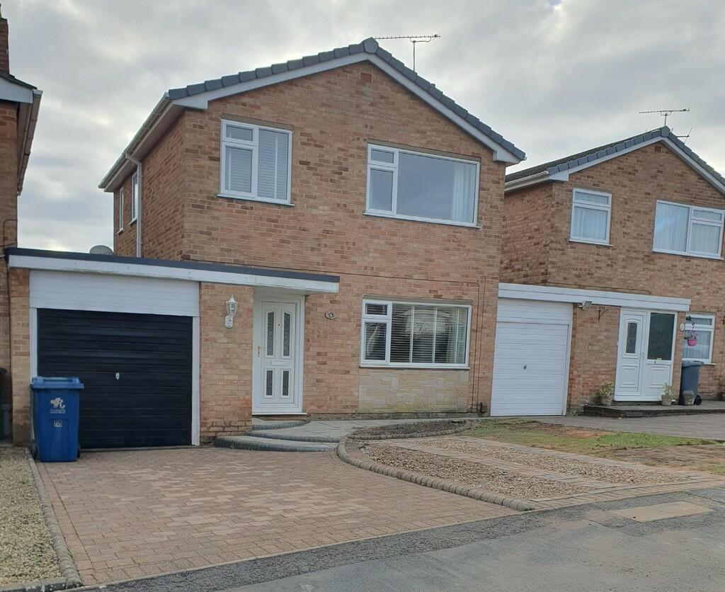 3 bedroom link detached house for sale in Beech Avenue, East Leake, LE12