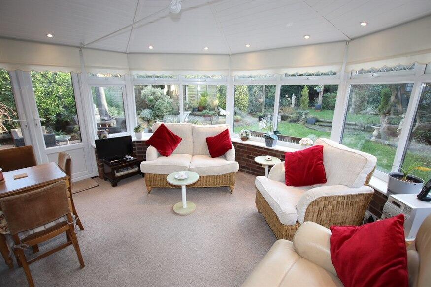 Additional property image - Manor Way, Holland on Sea, CO15