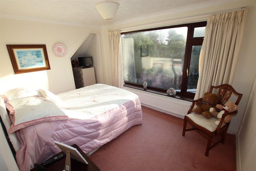 Additional property image - Manor Way, Holland on Sea, CO15