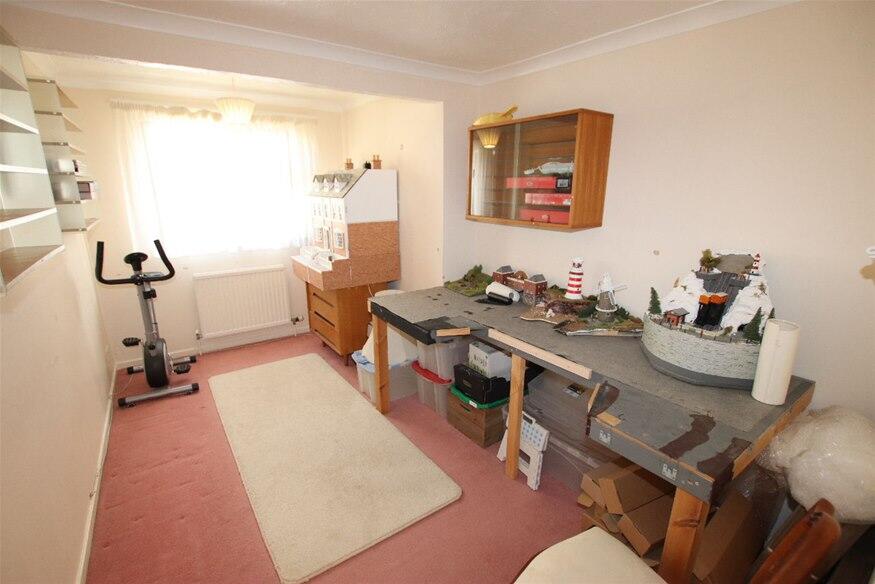 Additional property image - Manor Way, Holland on Sea, CO15