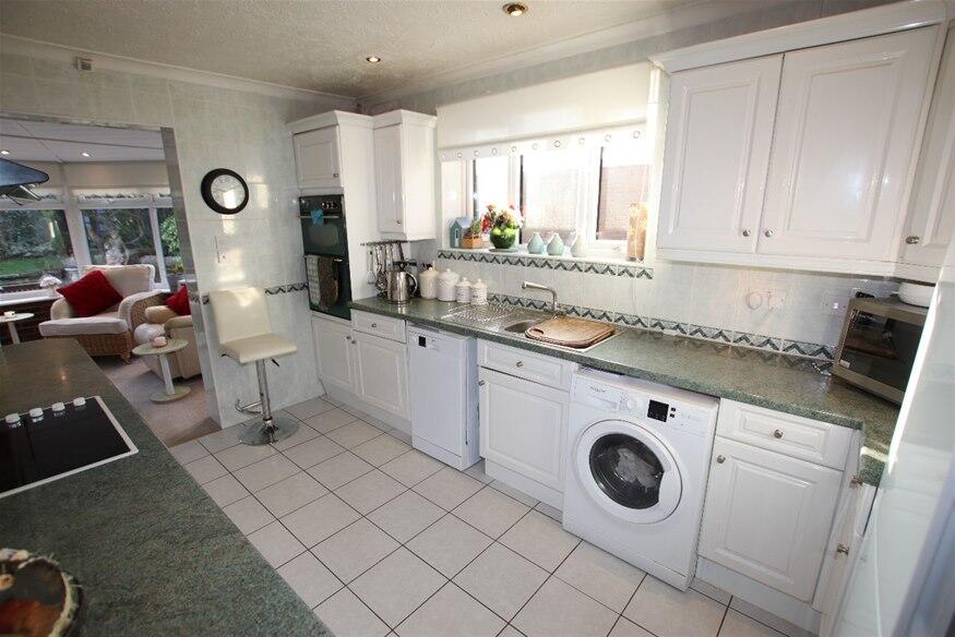 Additional property image - Manor Way, Holland on Sea, CO15