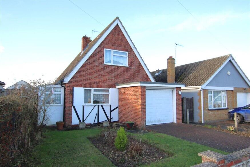 3 bedroom detached house