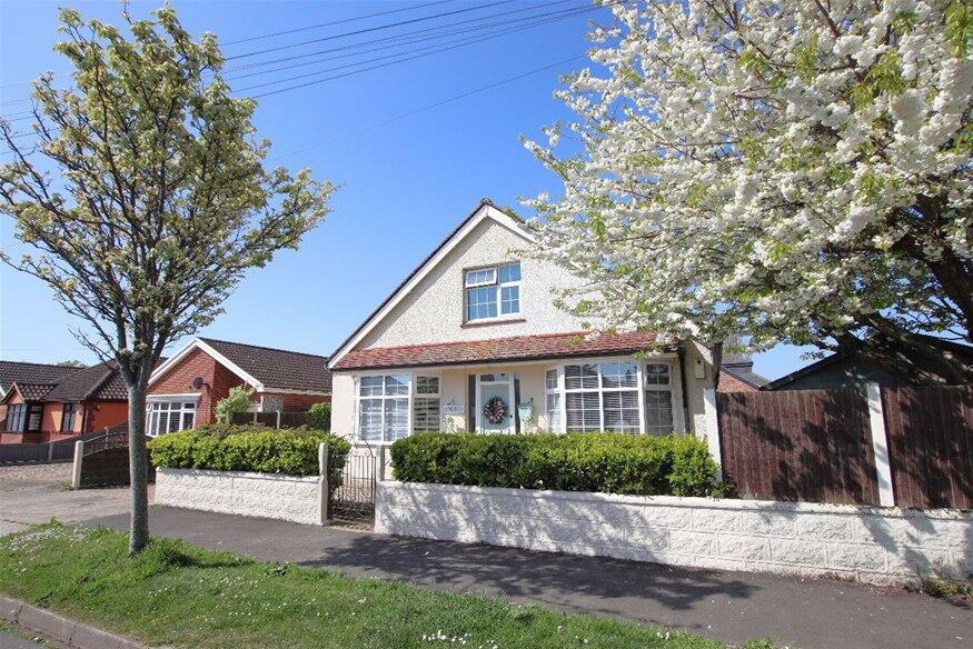Main image of property: Lyndhurst Road, Holland on Sea, Clacton on Sea, CO15