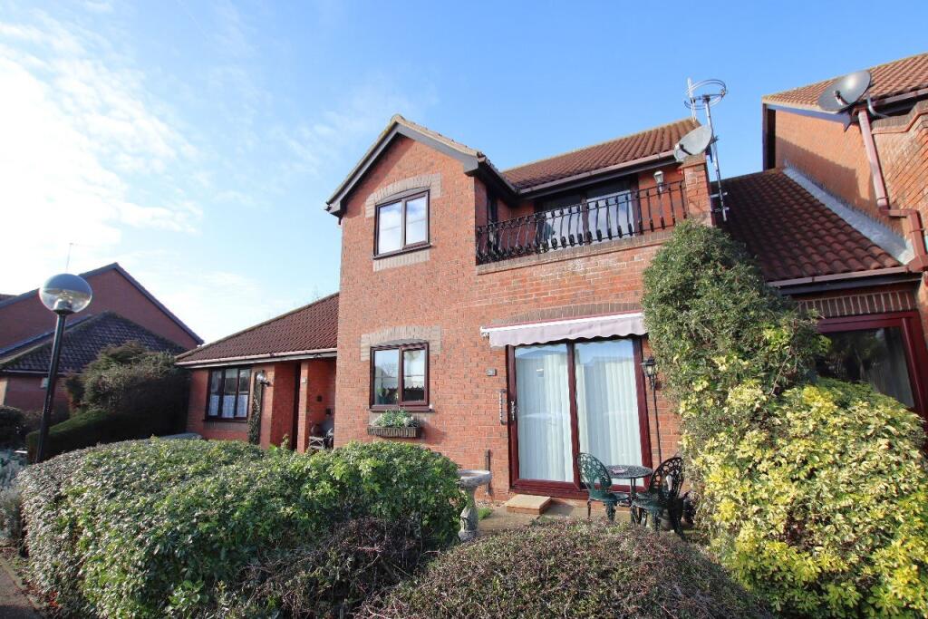 2 bedroom flat