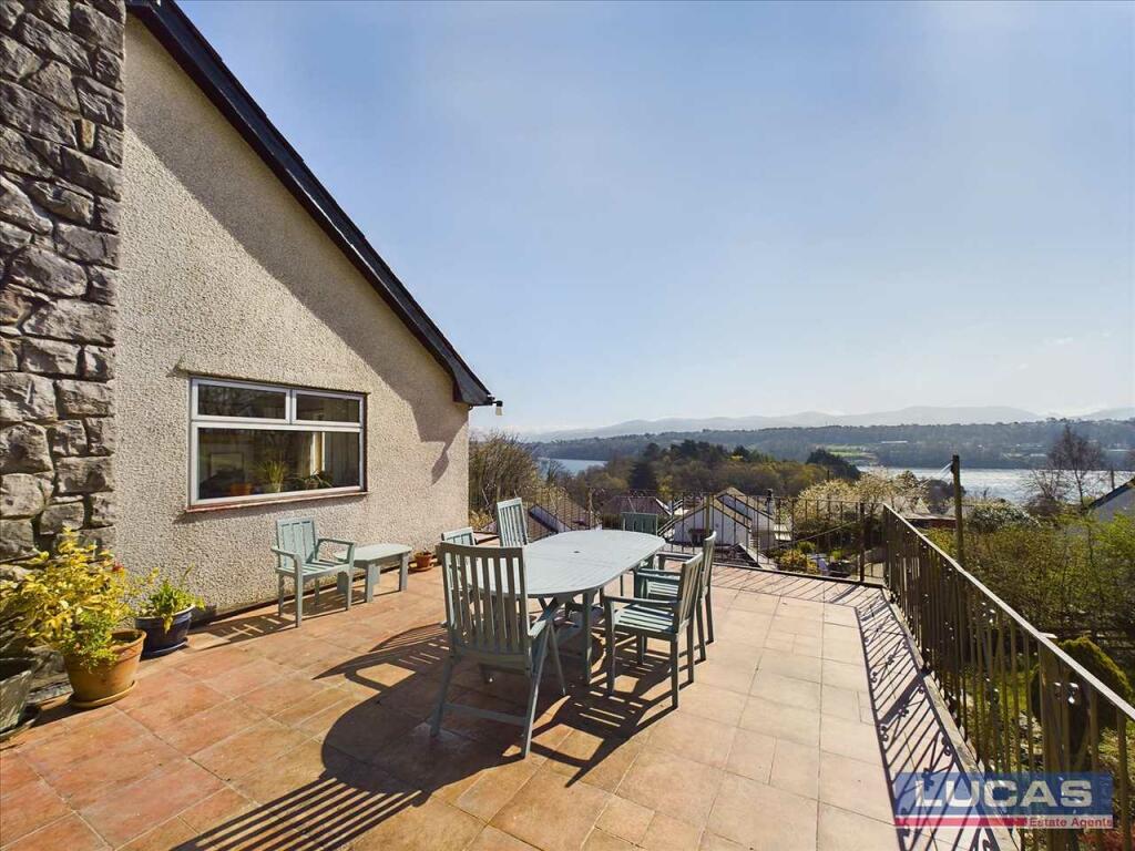 5 bedroom detached house for sale in Caerberllan, Mount Street, Menai