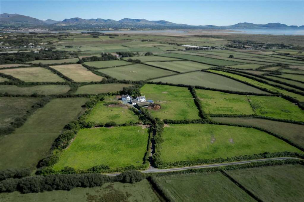 Main image of property: Neuadd Wen & Neuadd Wen Cottage, Newborough